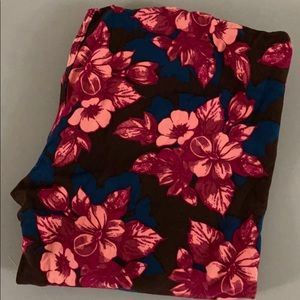 Lularoe OS leggings one size fits sizes 2-12 **